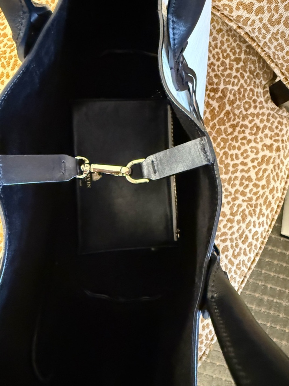 💯Auth! LANVIN Black & White Leather Tote/Shoulder Bag w Tassels & Gold Hardware - Picture 13 of 16